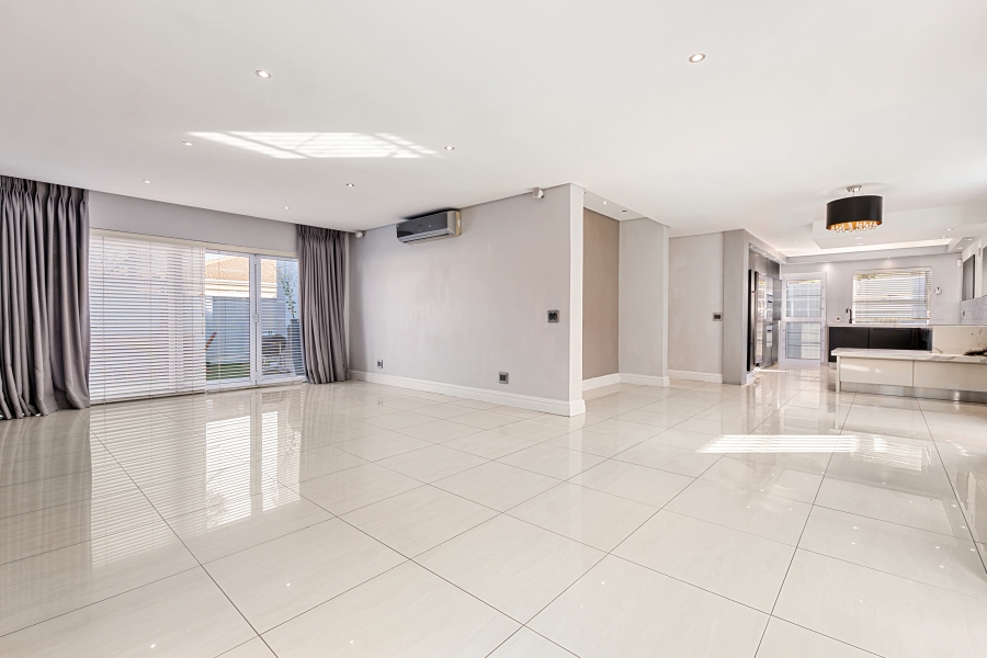 5 Bedroom Property for Sale in Century City Western Cape